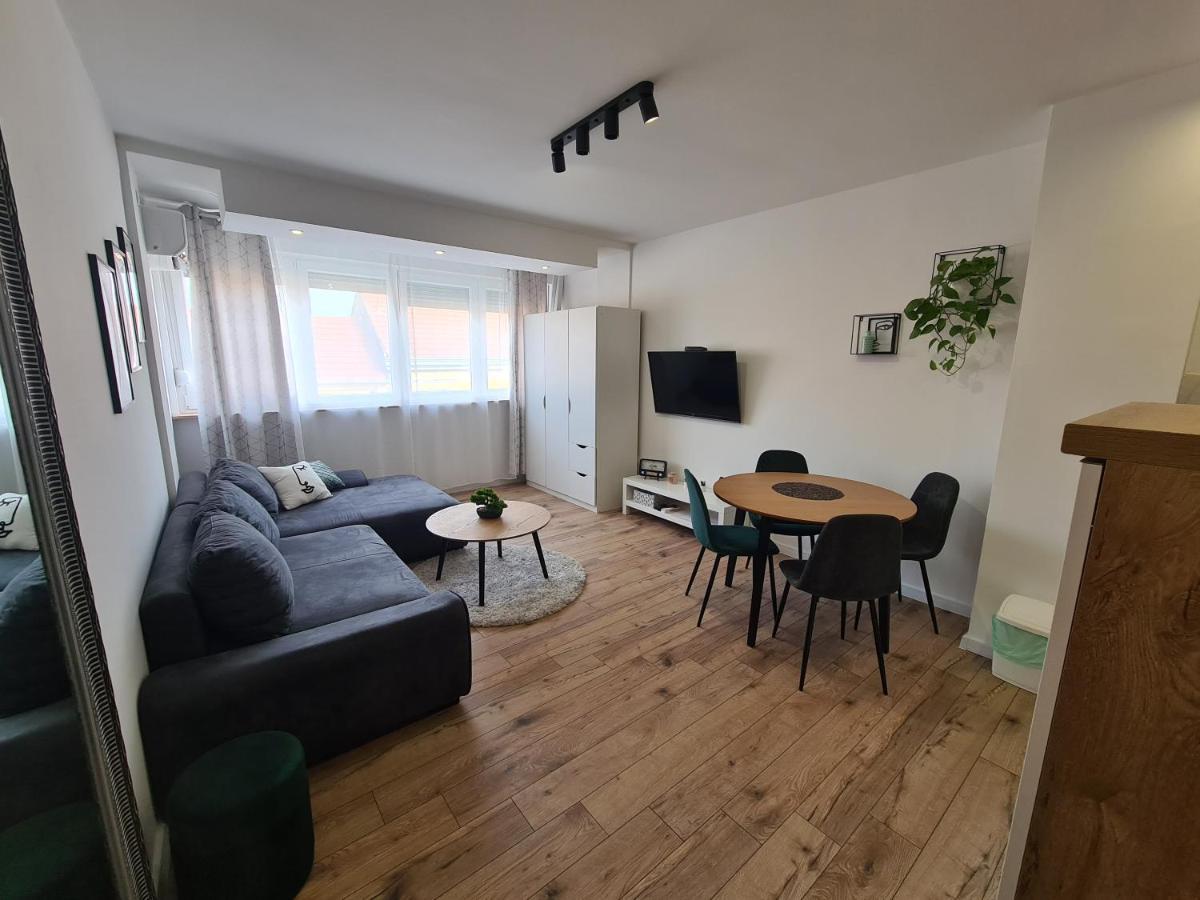 Apartman Id Donji Miholjac Buitenkant foto